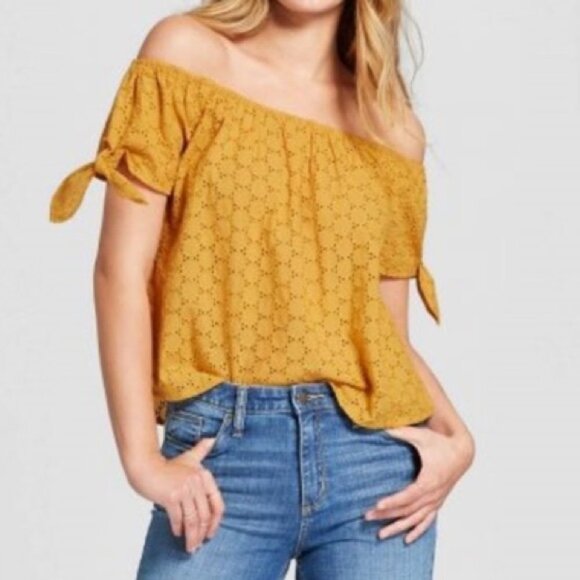 Universal Thread Tops - UNIV. THREAD Mustard Eyelet Peasant Crop Top